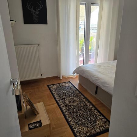 Large 1 Bedroom Penthouse With Large Terrace Athens Exterior photo
